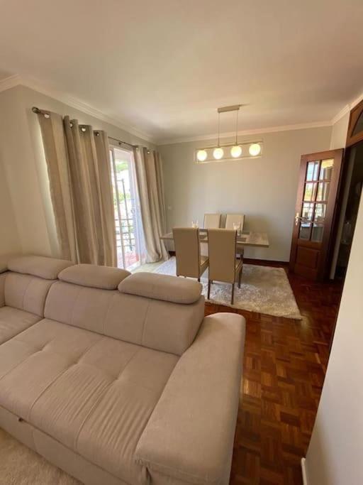 Residencia Azevedo Camara de Lobos