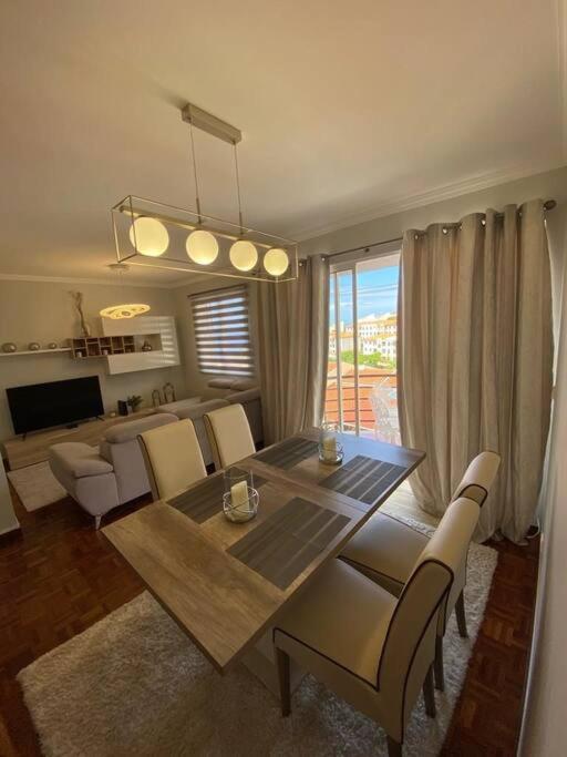 Residencia Azevedo Camara de Lobos